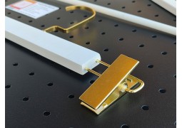 Вішалка з прищіпками  та позолоченим гачком 35х1см (біла)